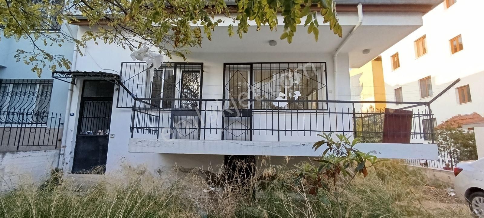 İzmir Bornova Ergene Mah. Sakin Konumda Satılık Müstakil Konut - Görsel 12