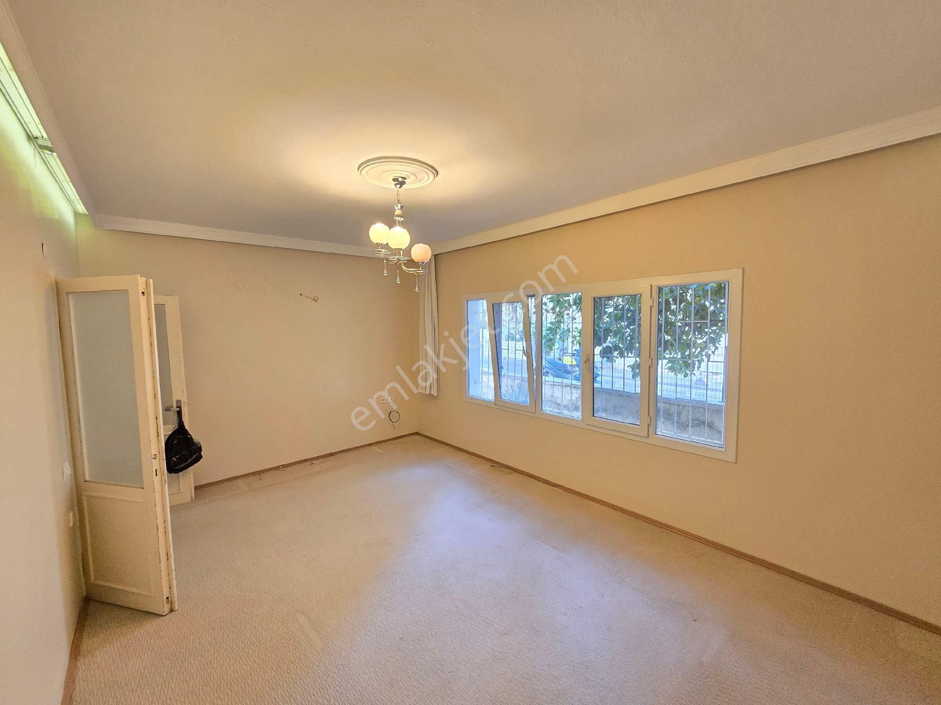 Kuşadası Türkmen Mah Çarşıda Kiralık 3+1 Daire , Ofis Veya İsyeri - Görsel 7