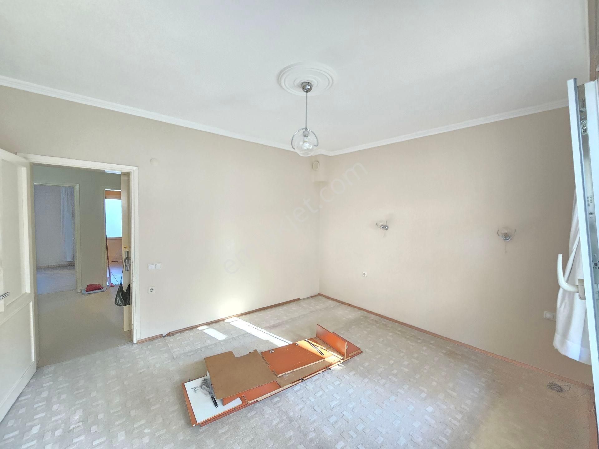 Kuşadası Türkmen Mah Çarşıda Kiralık 3+1 Daire , Ofis Veya İsyeri - Görsel 19