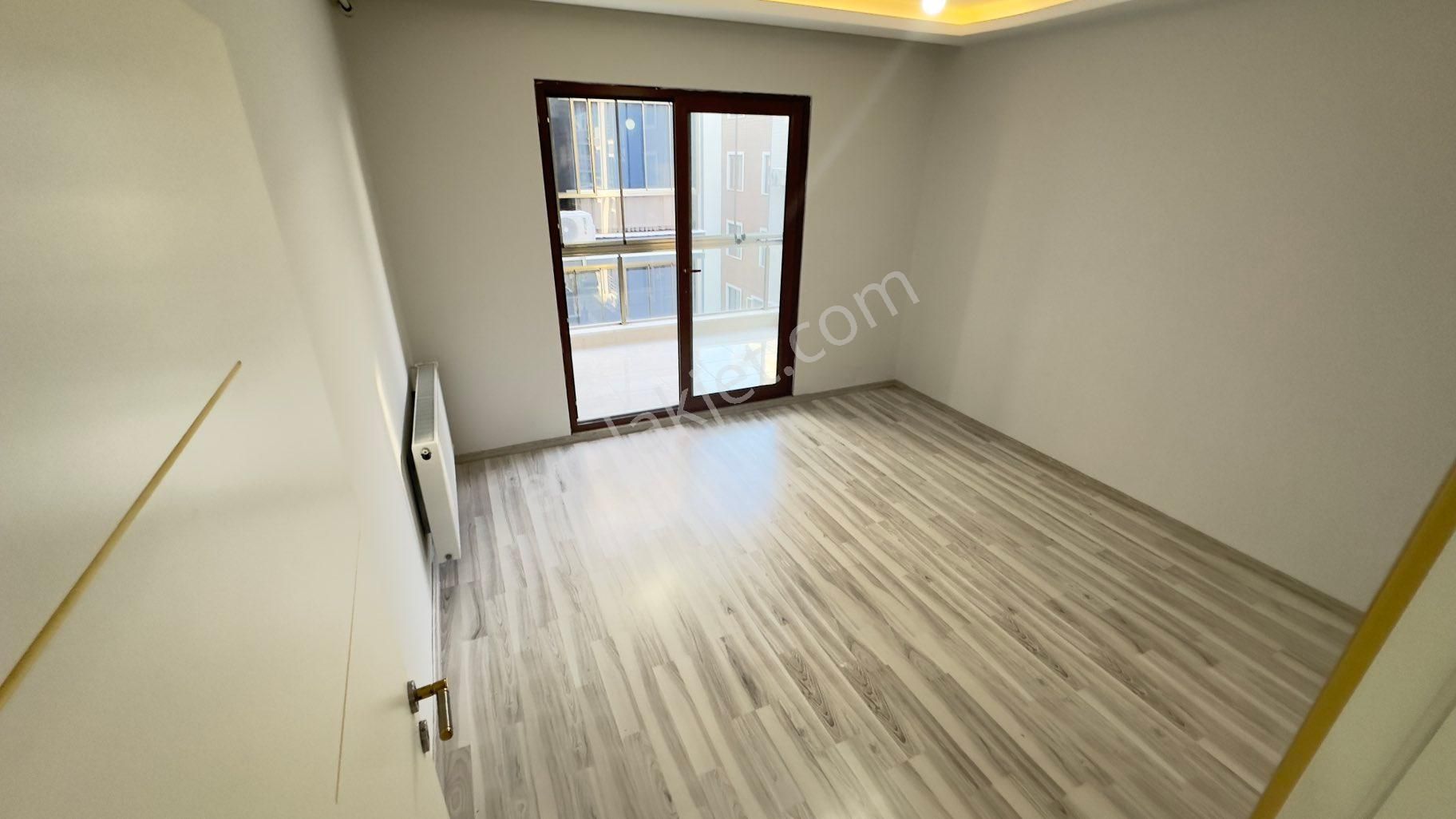 Cantan Emlak Akçay Merkezi Konumunda Geniş Balkonlu 2+1 Şık Tasarımlı Fırsat Daire - Görsel 15