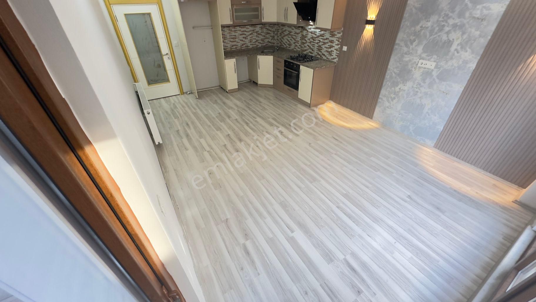 Cantan Emlak Akçay Merkezi Konumunda Geniş Balkonlu 2+1 Şık Tasarımlı Fırsat Daire - Görsel 31