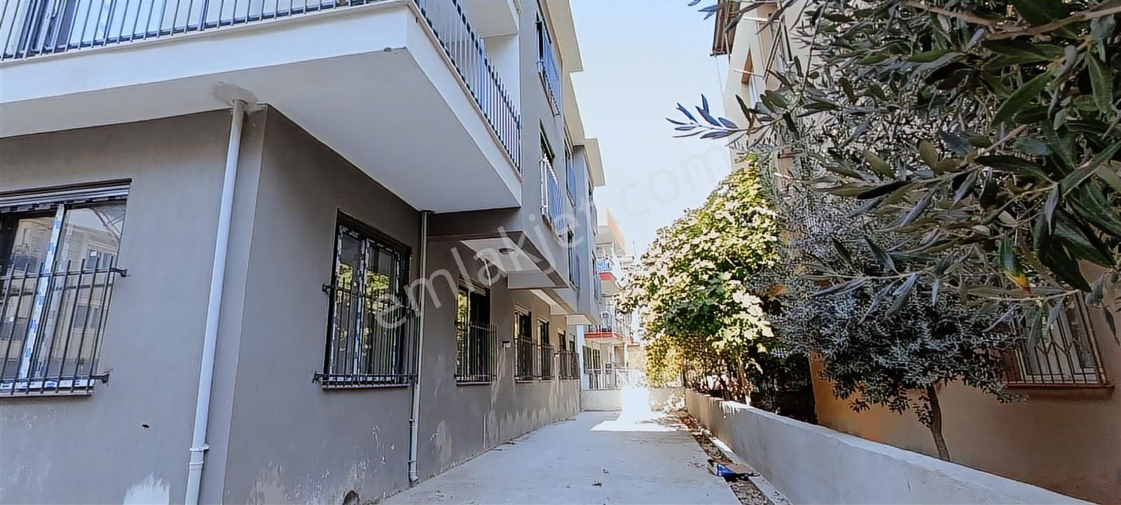 İzmir Bornova Mevlanada Kampüs Arkası Sıfır Satılık 2+1 Daireler - Görsel 3