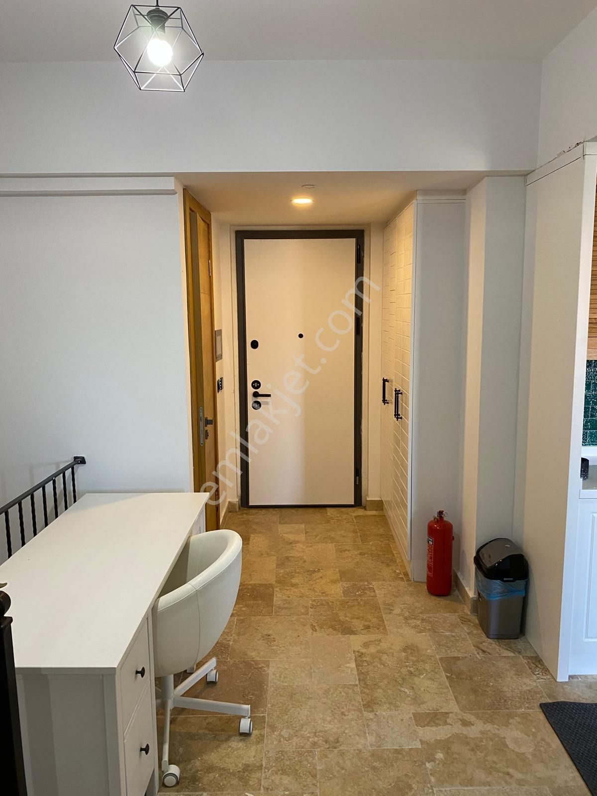 Alaçatı Port Yakını Şerefiyesi Yüksek Havuzlu Dubleks 2+1 Daire - Görsel 19