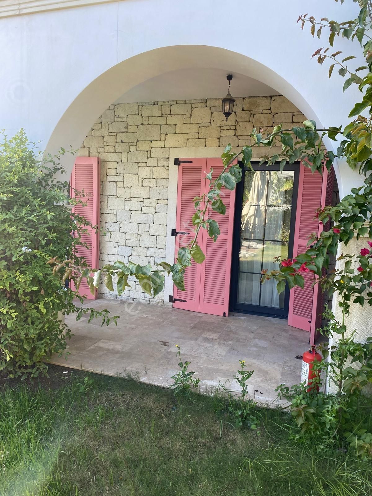 Alaçatı Port Yakını Şerefiyesi Yüksek Havuzlu Dubleks 2+1 Daire - Görsel 27