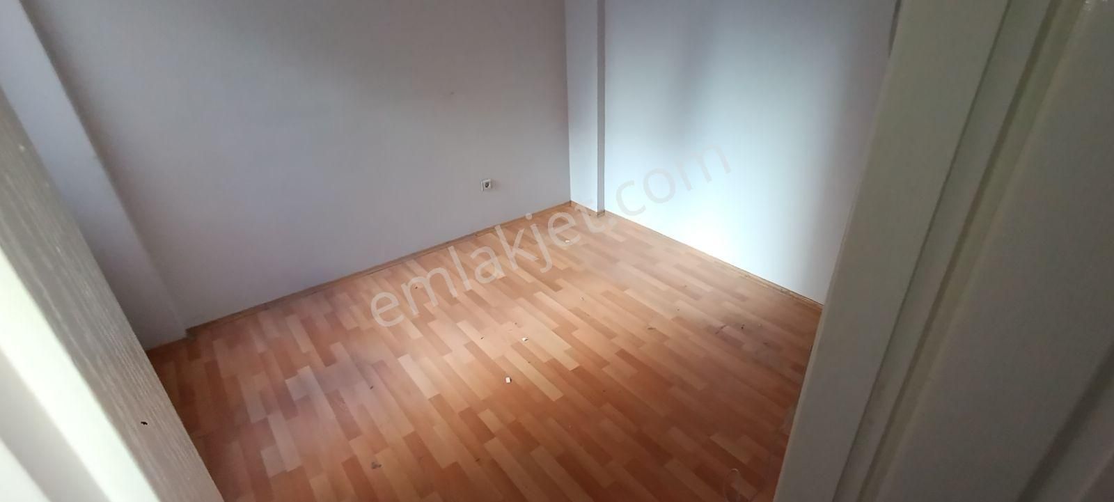 İzmir Bornova Erzenede Klima Doğalgazlı 2+1 Kiralık Daire - Görsel 13