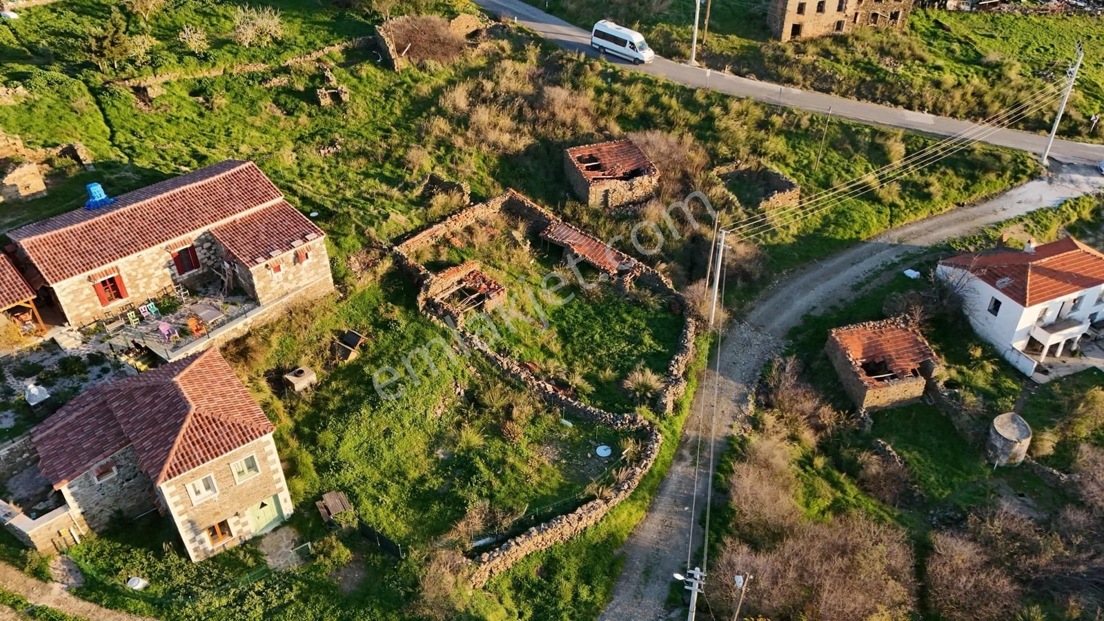 İzmir Karaburun Salman Köy İçinde Satılık 4 Parsel - Görsel 6