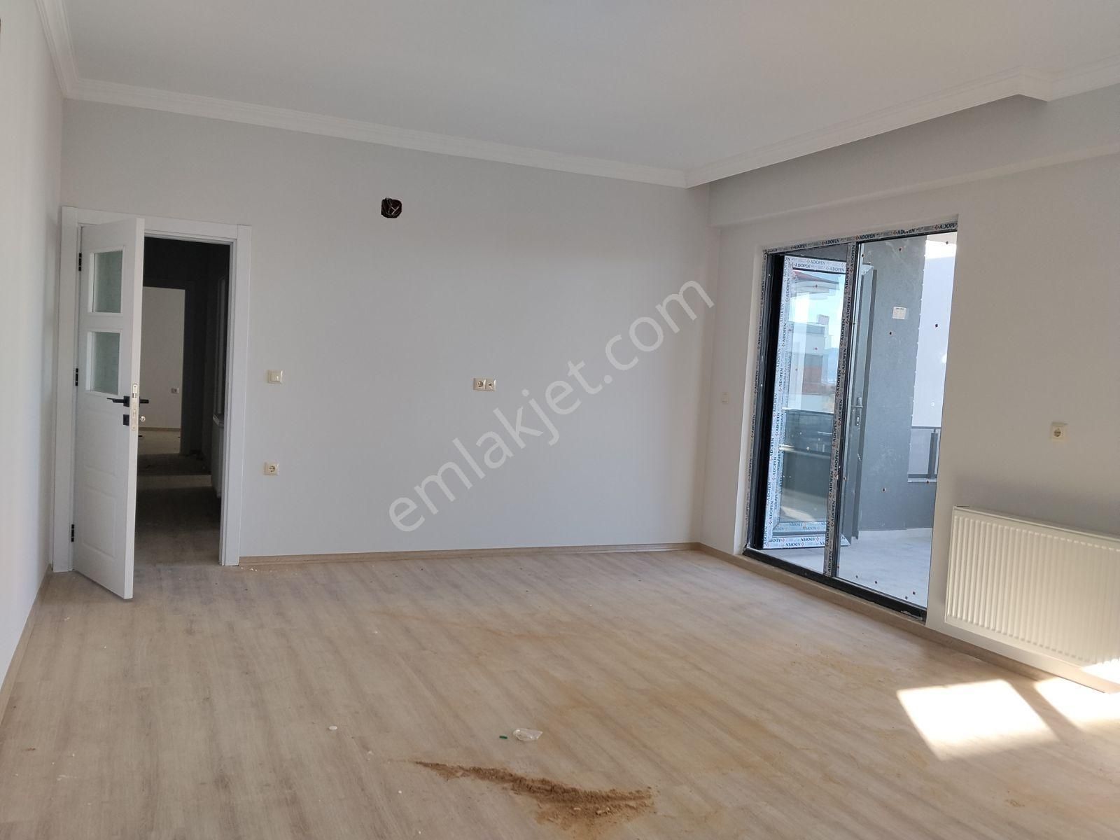 Özgür Emlaktan Adacık Konutları Deniz Manzaralı Kiralık Daire - Görsel 11