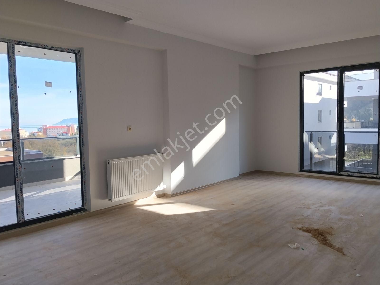 Özgür Emlaktan Adacık Konutları Deniz Manzaralı Kiralık Daire - Görsel 23