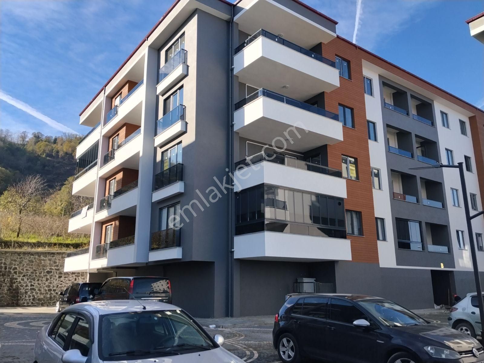 Özgür Emlaktan Adacık Konutları Deniz Manzaralı Kiralık Daire