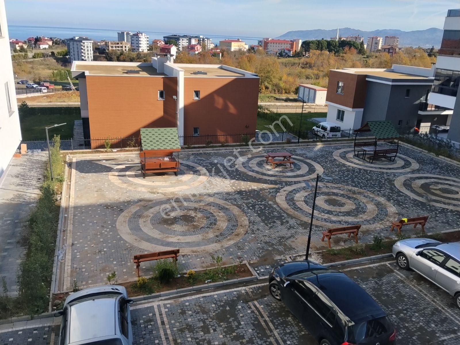 Özgür Emlaktan Adacık Konutları Deniz Manzaralı Kiralık Daire - Görsel 2