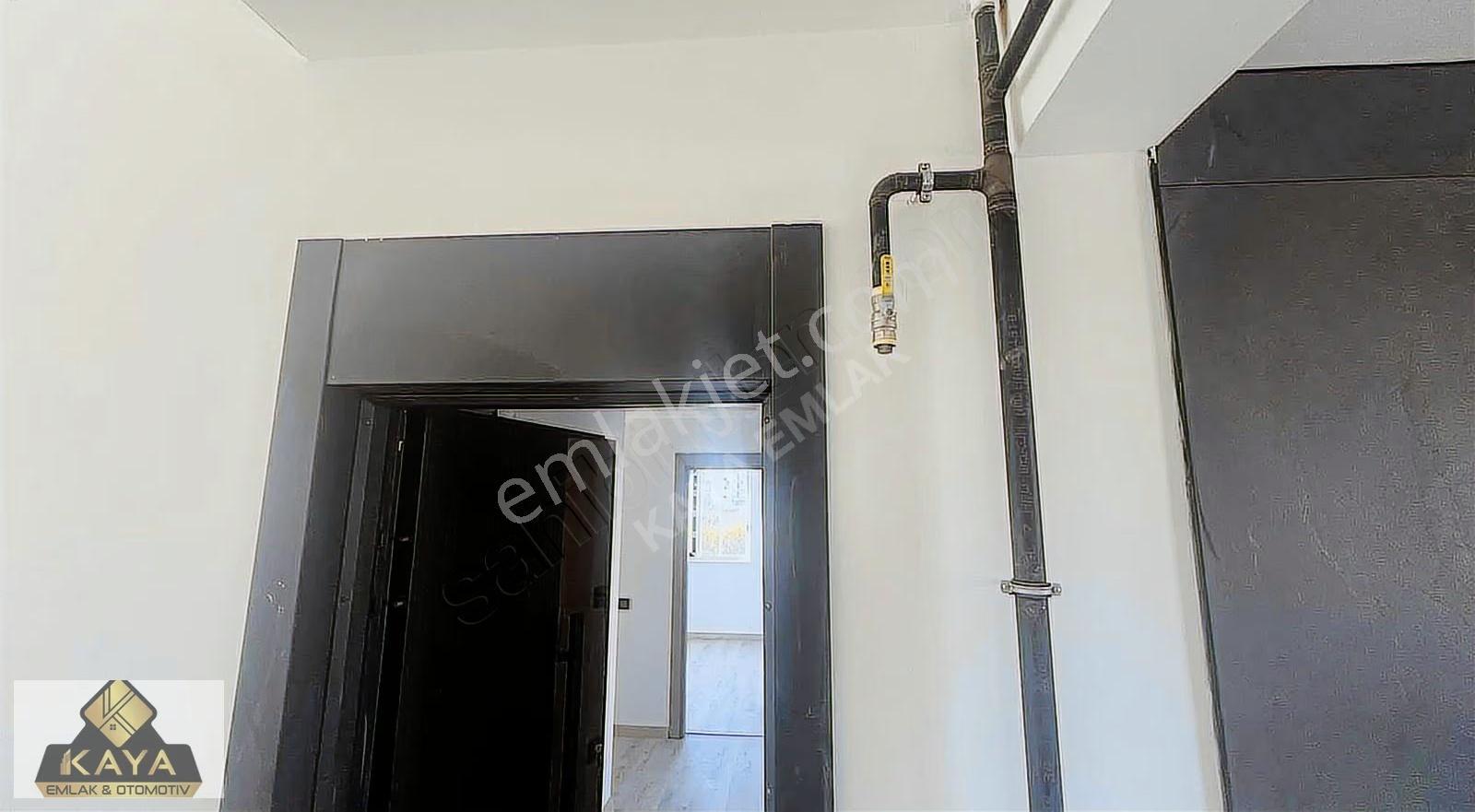 Bahçeyaka Mh Caddeye Yakın Lüks Kendi Kiler Alanlı 2+1 - Görsel 11