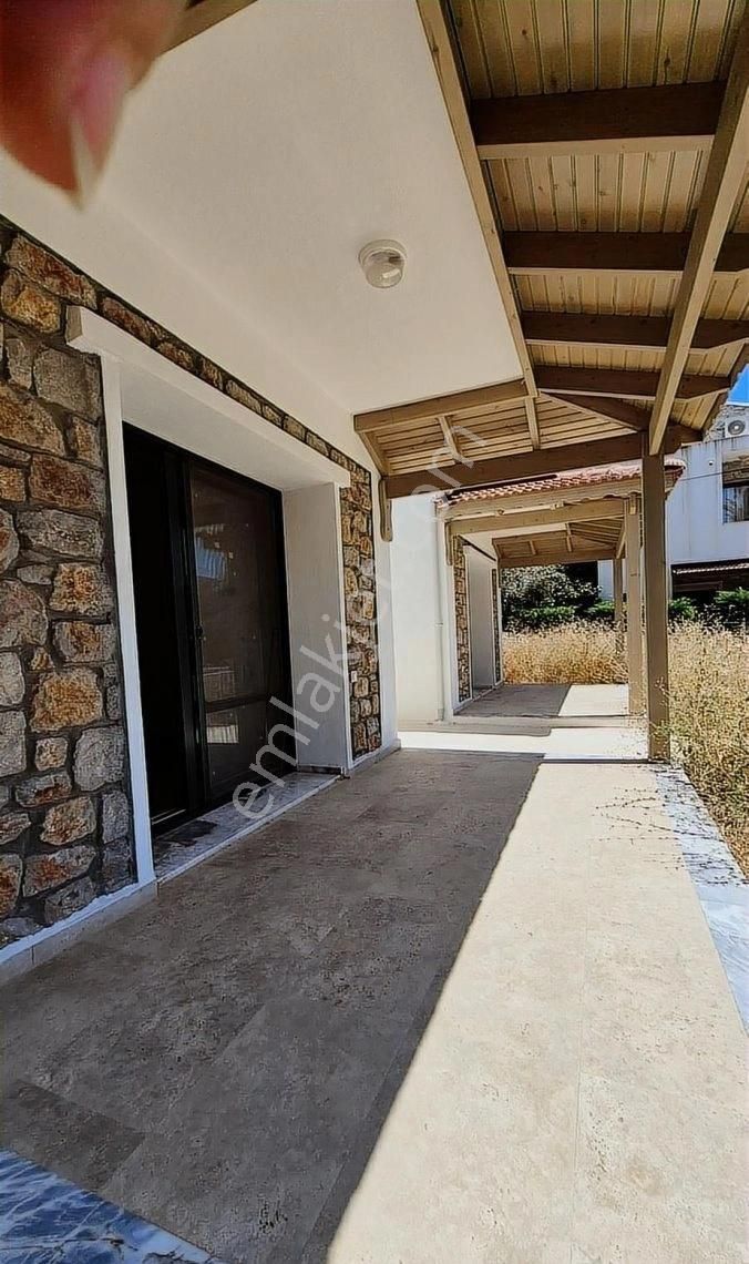 Startkey Pelit Merkez'e Çok Yakın Bahçeli 1+1 Daire - Görsel 3