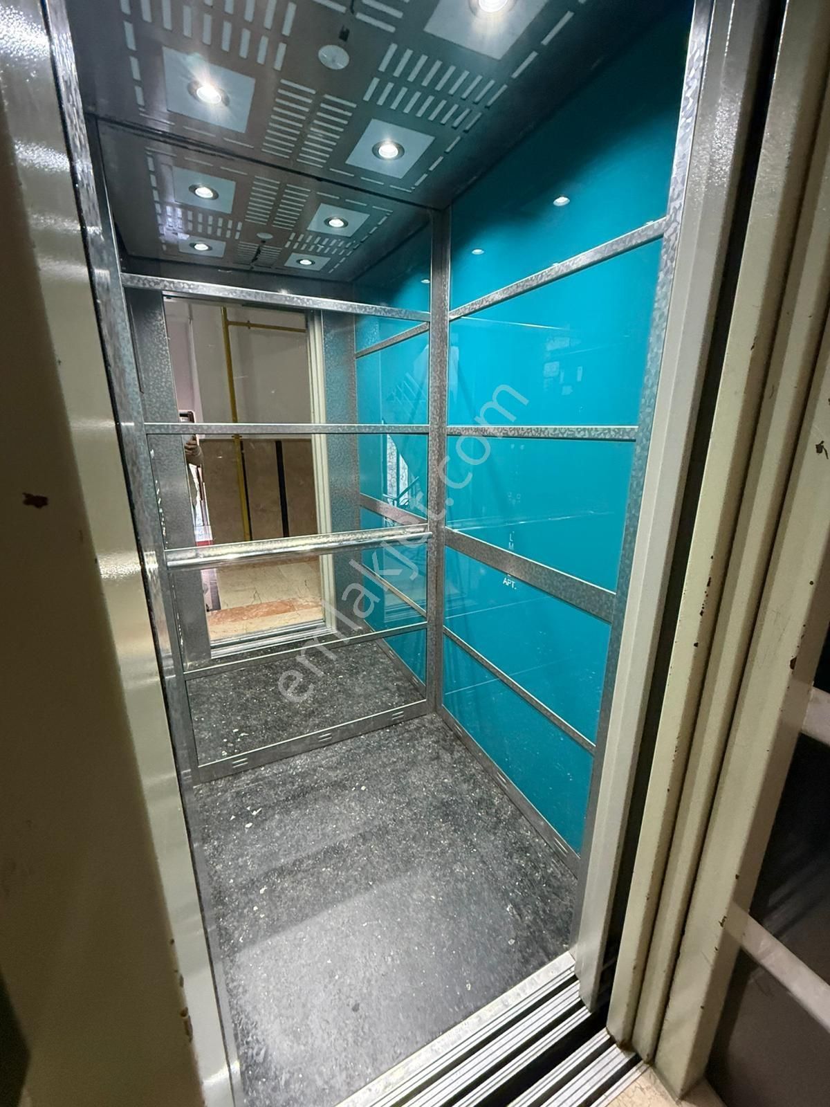 Güneş Emlaktan Merkezi Konumda Masrafsız Satılık Daire - Görsel 14