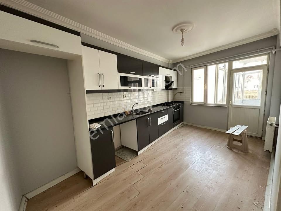 Arslanbeyden Tekirdağ Çorlu Mevkiinde Acil Satılık Daire Fırsatı!!!!!