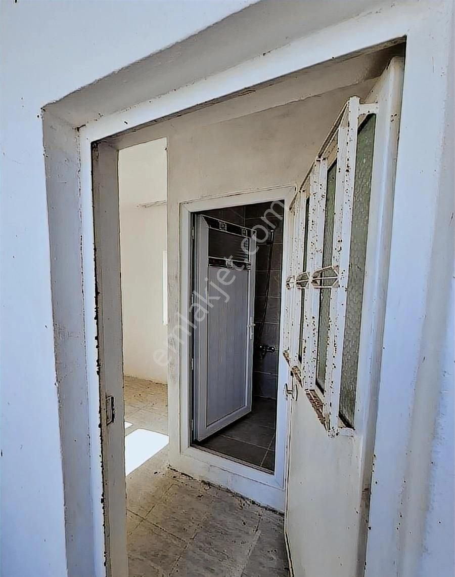 Startkey Pelit Yazı'da Satılık Bahceli Taş Ev - Görsel 28