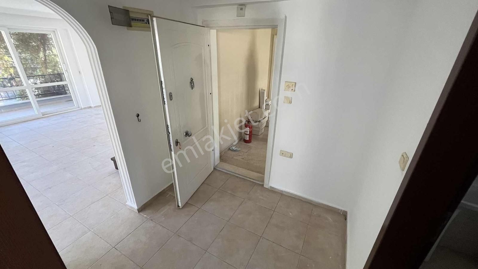 Marmaris Camiavlu'nda Taşınmaya Hazır Satılık Fırsat 4+1 Daire - Görsel 12