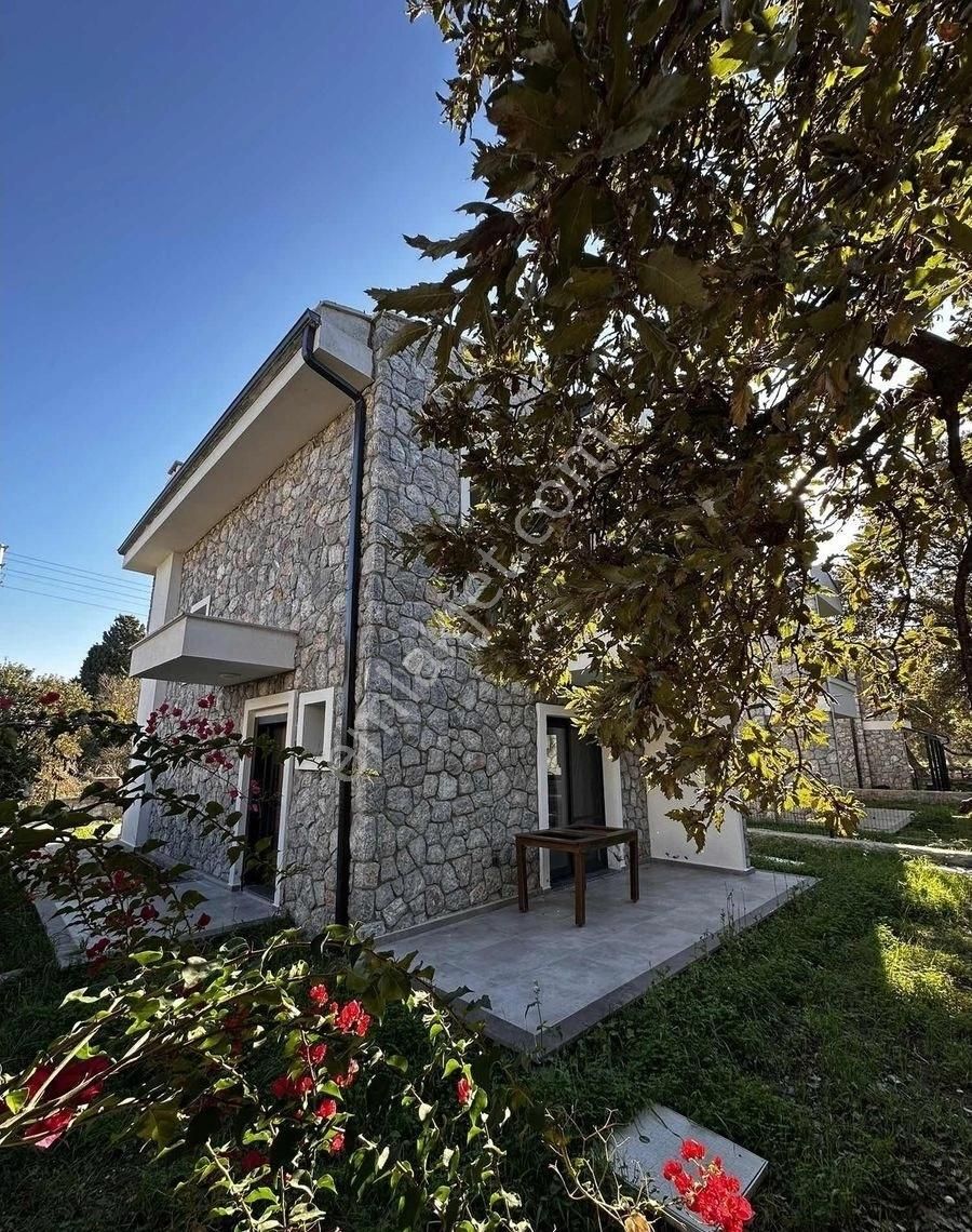 Startkey Pelit Reşadiye'de Doğa İle İç İçe 2+1 Müstakil Villa