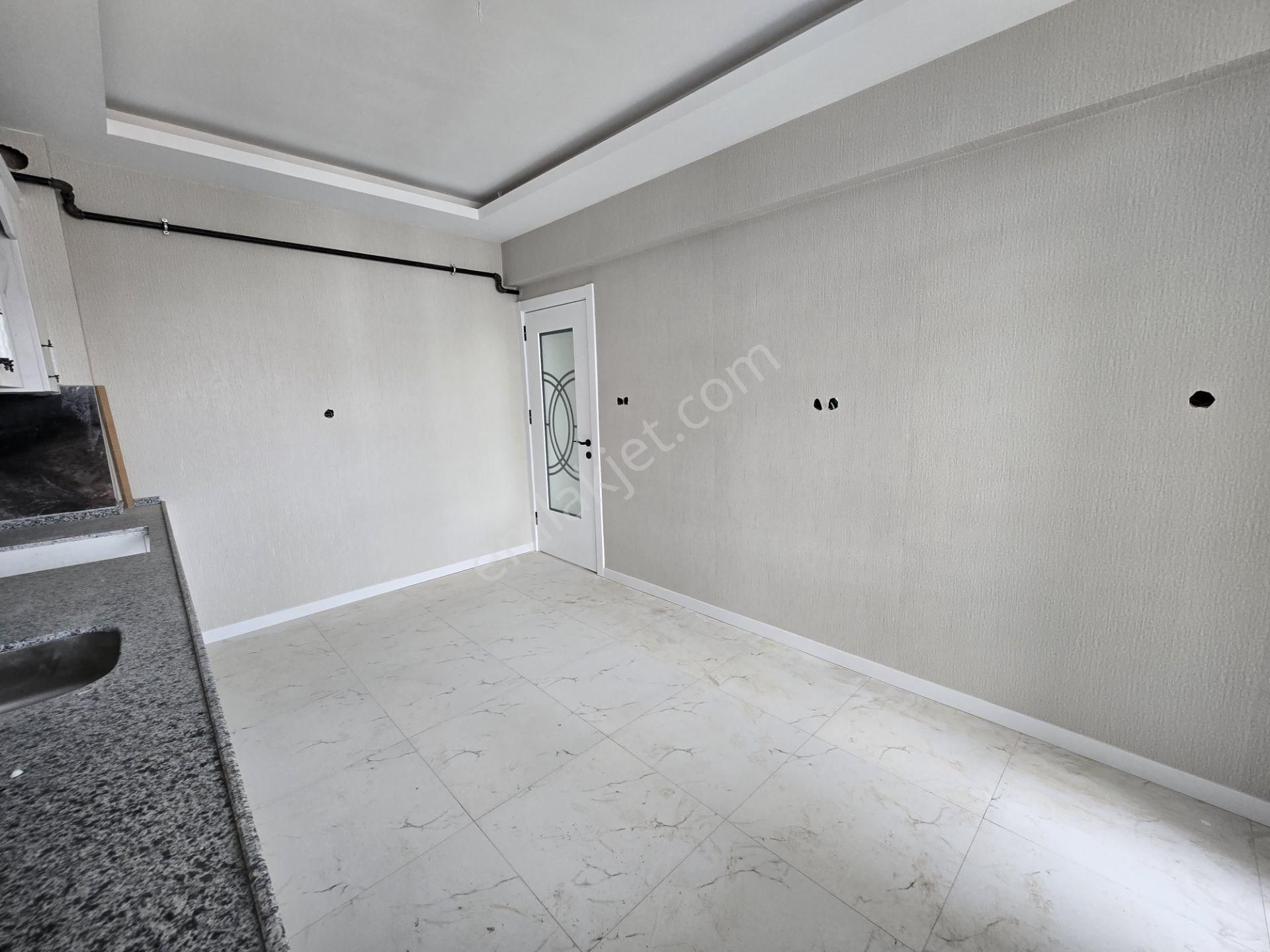 500 Evler Mahallesi Satılık Sıfır Son Kat 3+1 Daire - Görsel 3