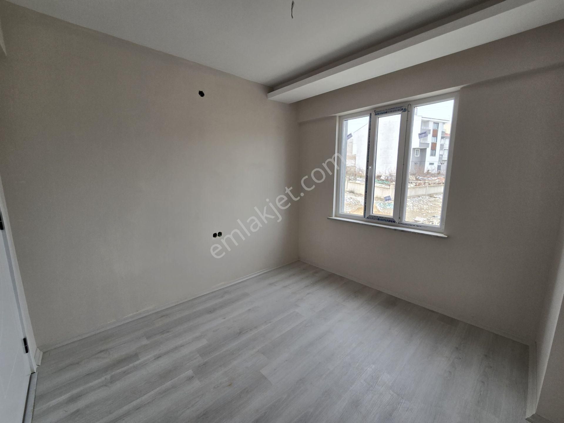 500 Evler Mahallesi Satılık Sıfır Son Kat 3+1 Daire - Görsel 12