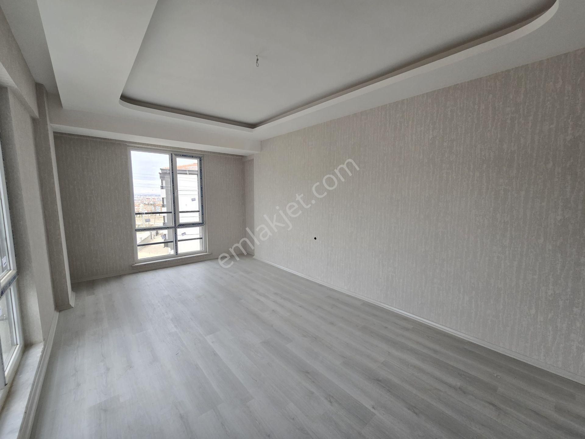 500 Evler Mahallesi Satılık Sıfır Son Kat 3+1 Daire - Görsel 4