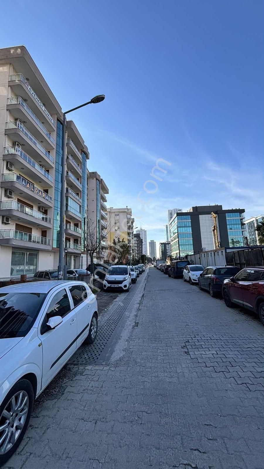 Bayraklı Adliye Folkart Yakını Sıfır Binada Satılık 2+1 - Görsel 2