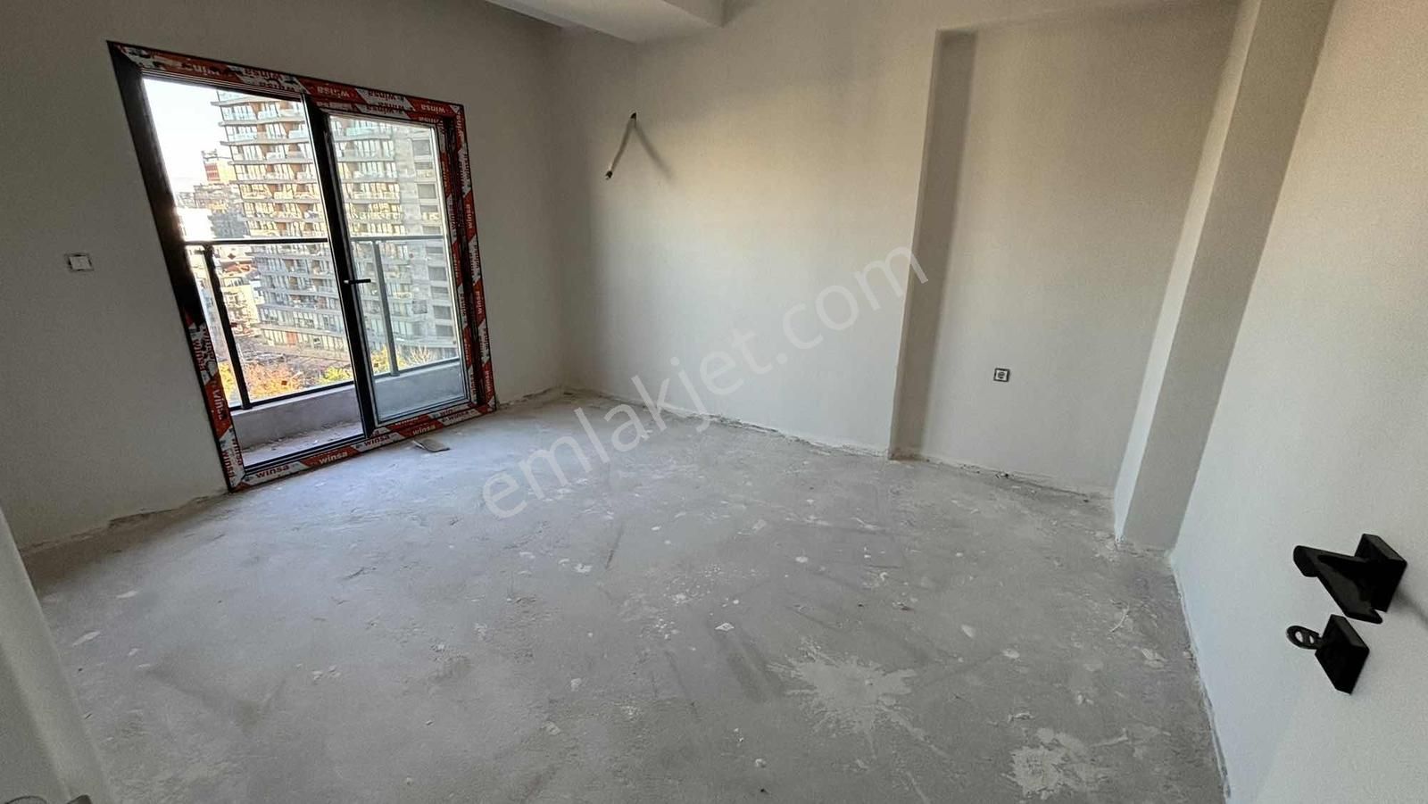 Bayraklı Adliye Folkart Yakını Sıfır Binada Satılık 2+1 - Görsel 14