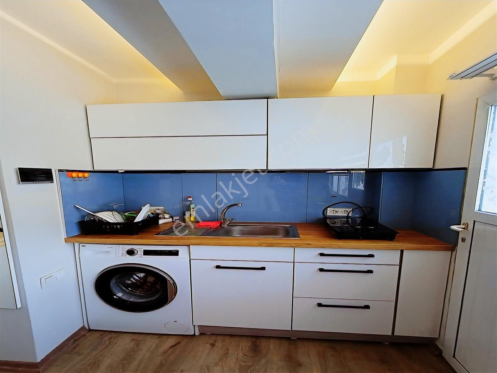 Full Eşyalı Temiz Manzaralı Kiralık Teras Katı Stüdyo Daire - Görsel 7