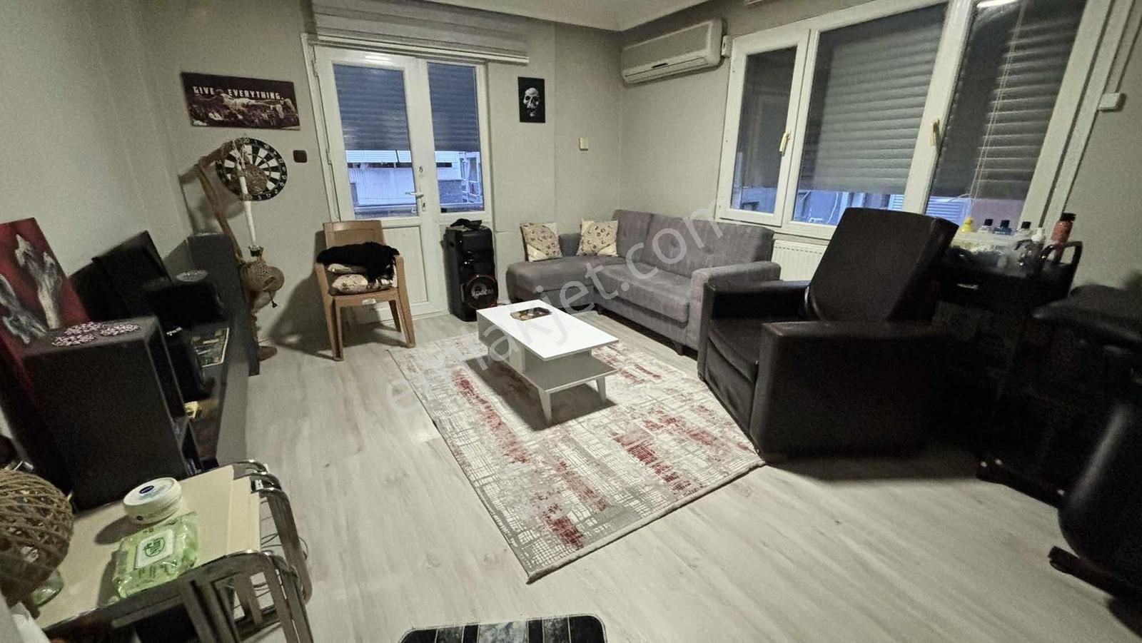 Bornova Merkezde 2+1 Eşyalı Kiralık - Görsel 6