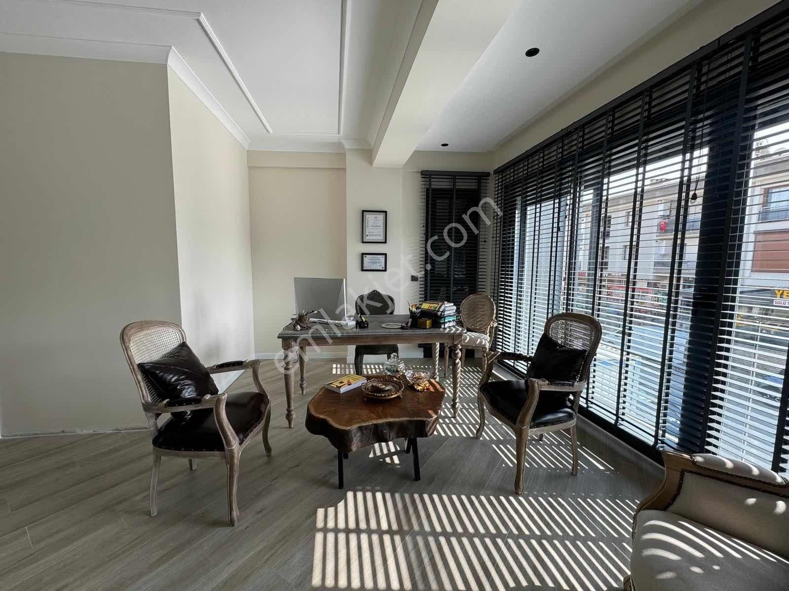 Güzelbahçe Yelkide 1+1 Eşyalı Ofis - Görsel 10