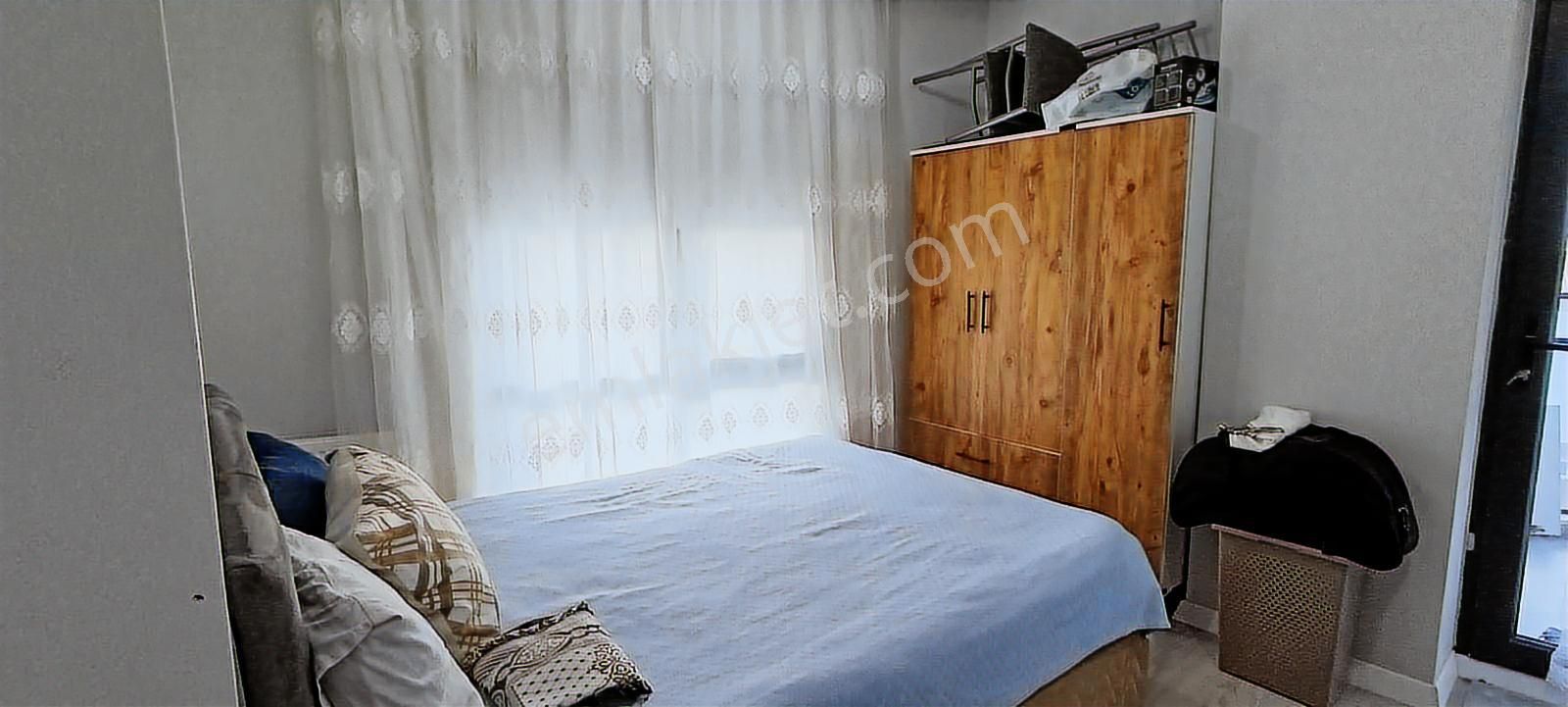 İzmir Bornova Erzenede Lüx Kiralık Eşyalı 1+1 Daire - Görsel 23