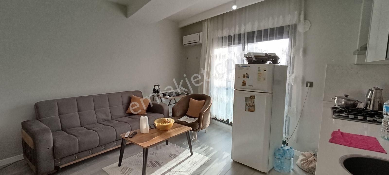 İzmir Bornova Erzenede Lüx Kiralık Eşyalı 1+1 Daire - Görsel 22