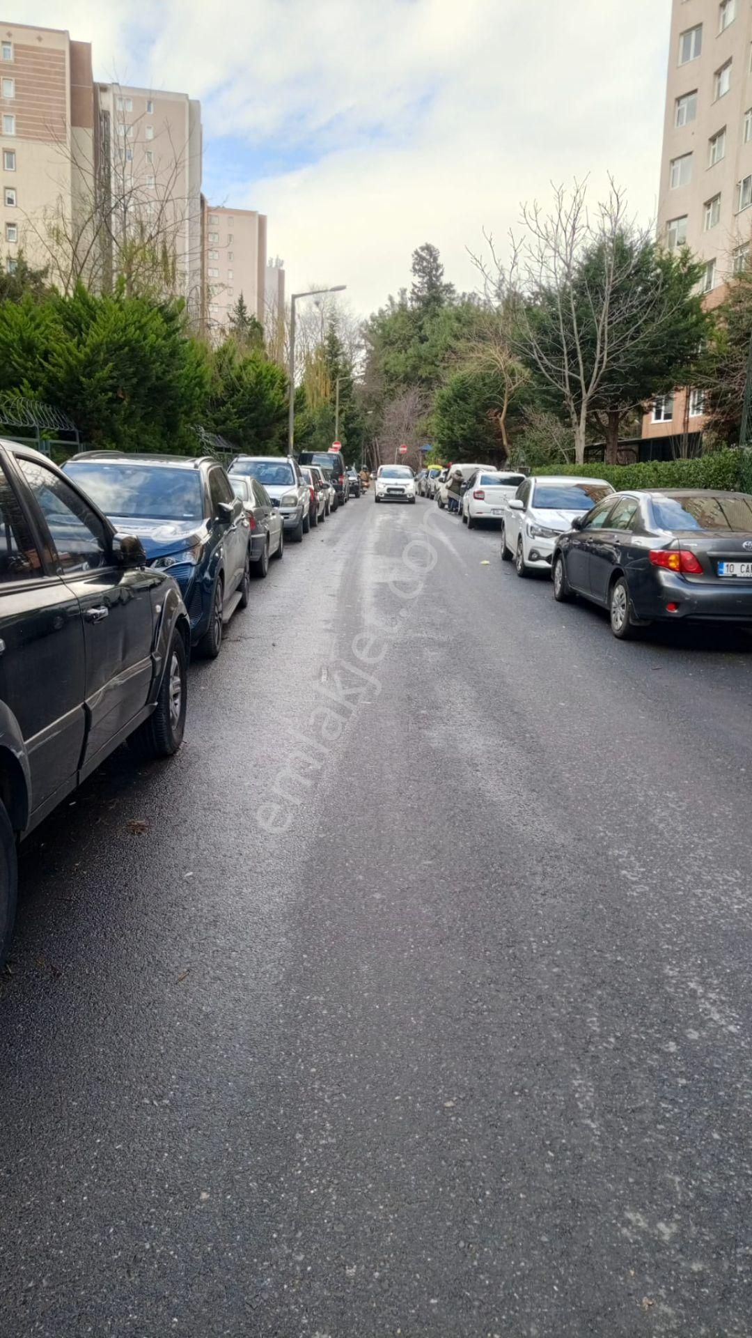 Beylikdüzü Metrobüse 8 Dk Yürüme Mesafesinde Full Tadilatlı Satılık 3+1 Daire - Görsel 2