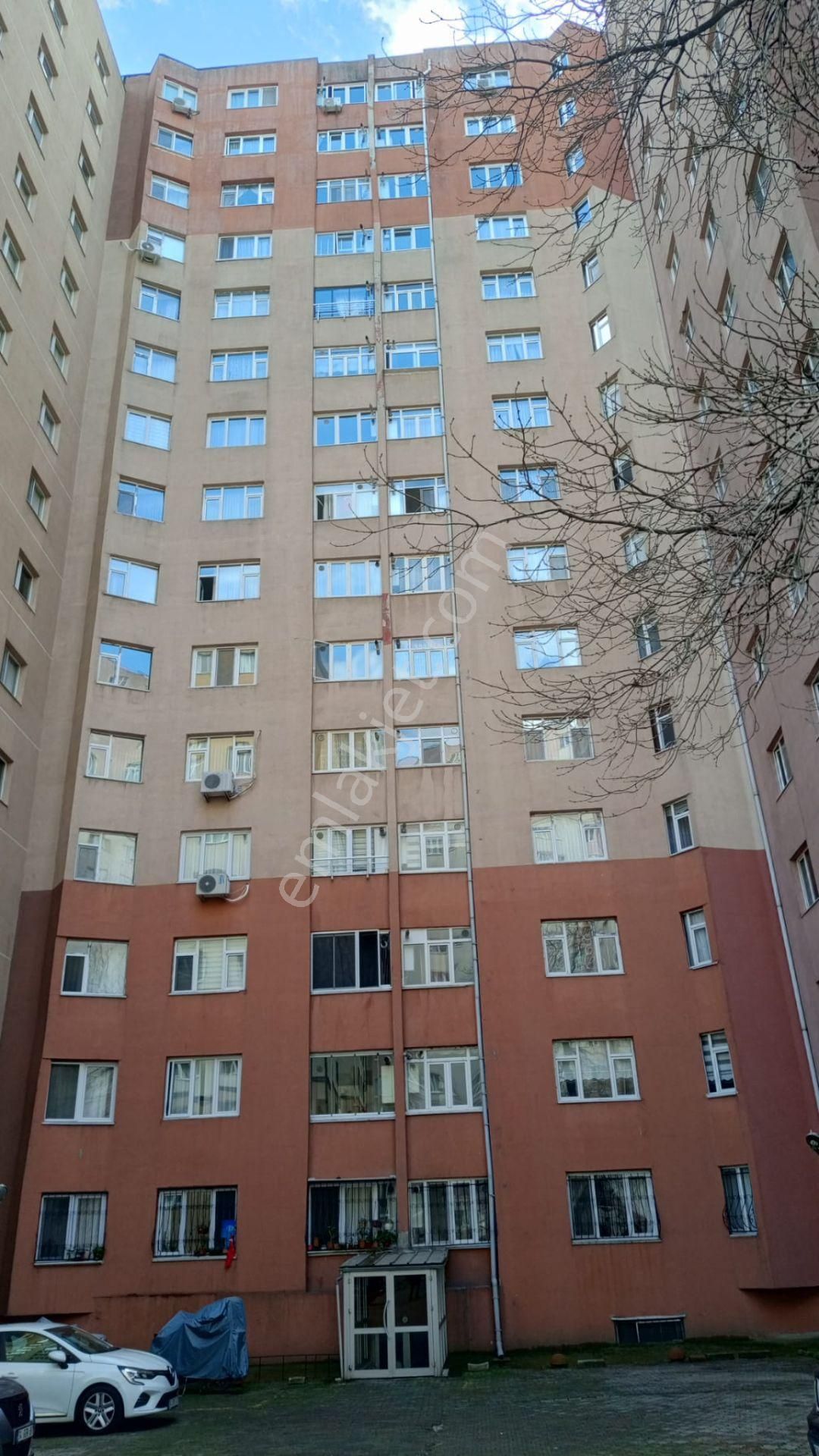 Beylikdüzü Metrobüse 8 Dk Yürüme Mesafesinde Full Tadilatlı Satılık 3+1 Daire - Görsel 6