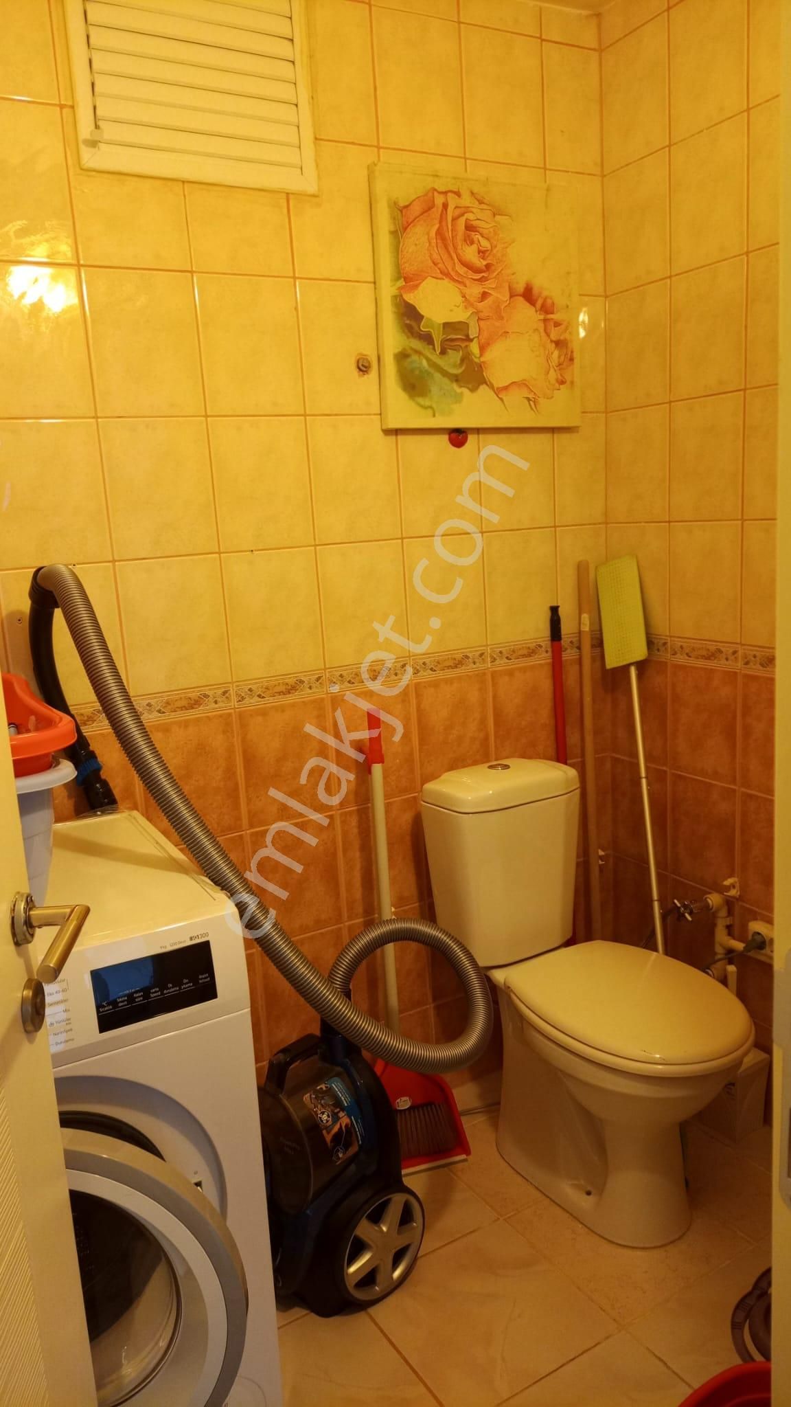 Beylikdüzü Metrobüse 8 Dk Yürüme Mesafesinde Full Tadilatlı Satılık 3+1 Daire - Görsel 13