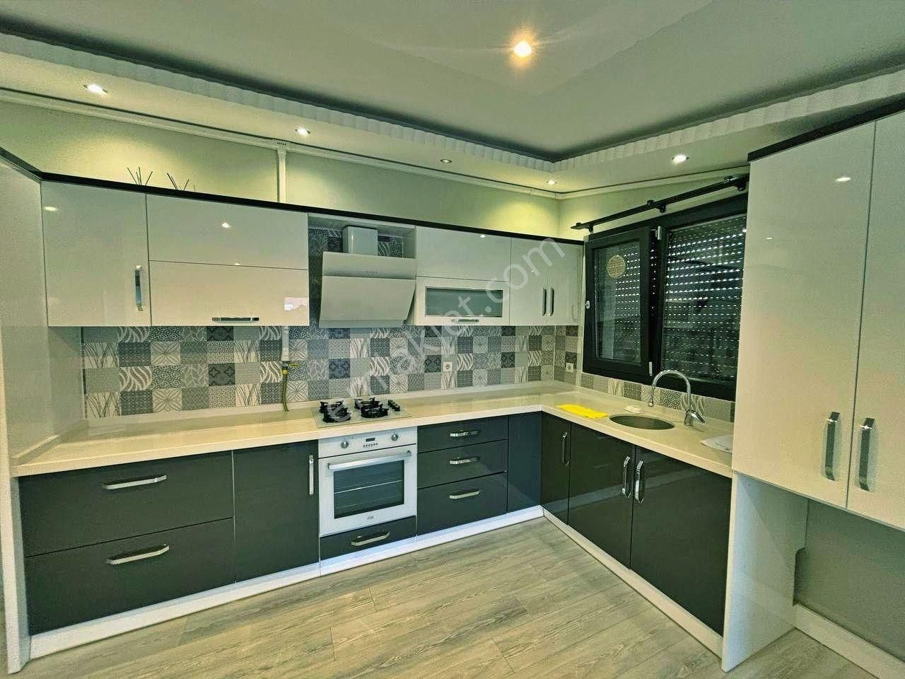 Uytundan Burhaniye İskele'de Denize 100 Metre 3+1 Dubleks Daire - Görsel 3