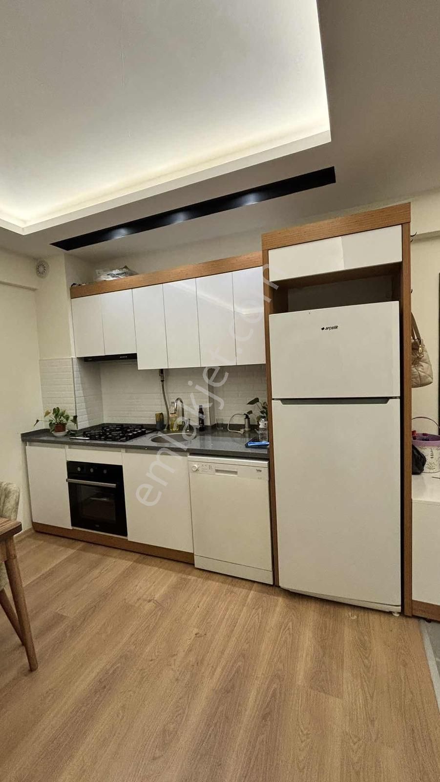 Ege Üniversitesi Forum Kolejler Civarında Eşyalı Kiralık 1+1 - Görsel 9