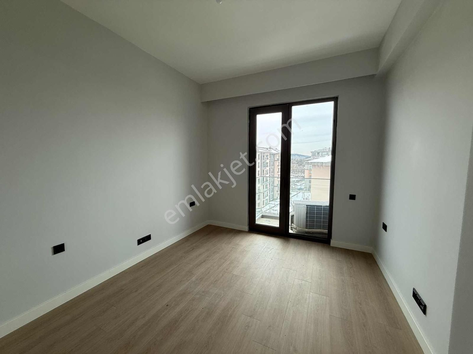 Emlak Konut Çınarköy / 2+1 Kapalı Mutfak / En Üst Kat / Kiralık - Görsel 13