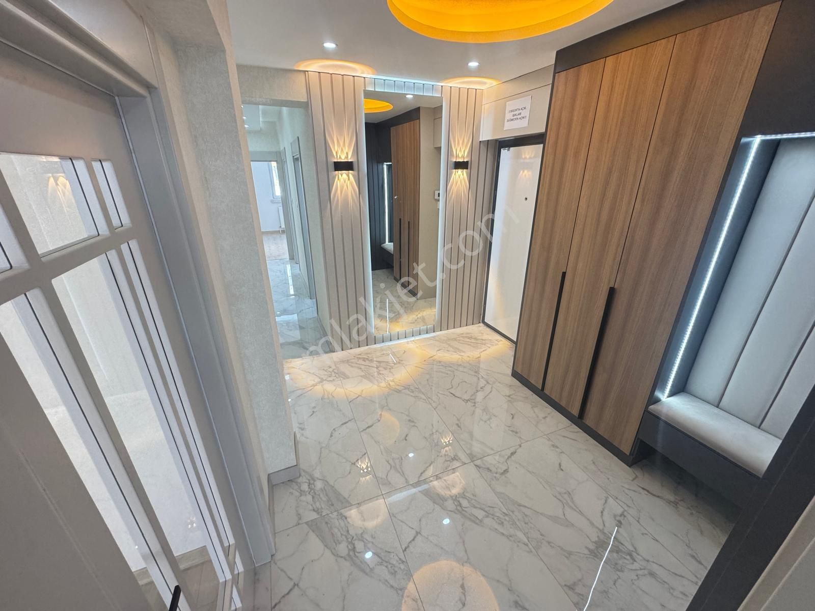 Pınarbaşı Mah'de Kapalı Garajlı Lüks Yapılı Masrafsız 3+1 Daire! - Görsel 18