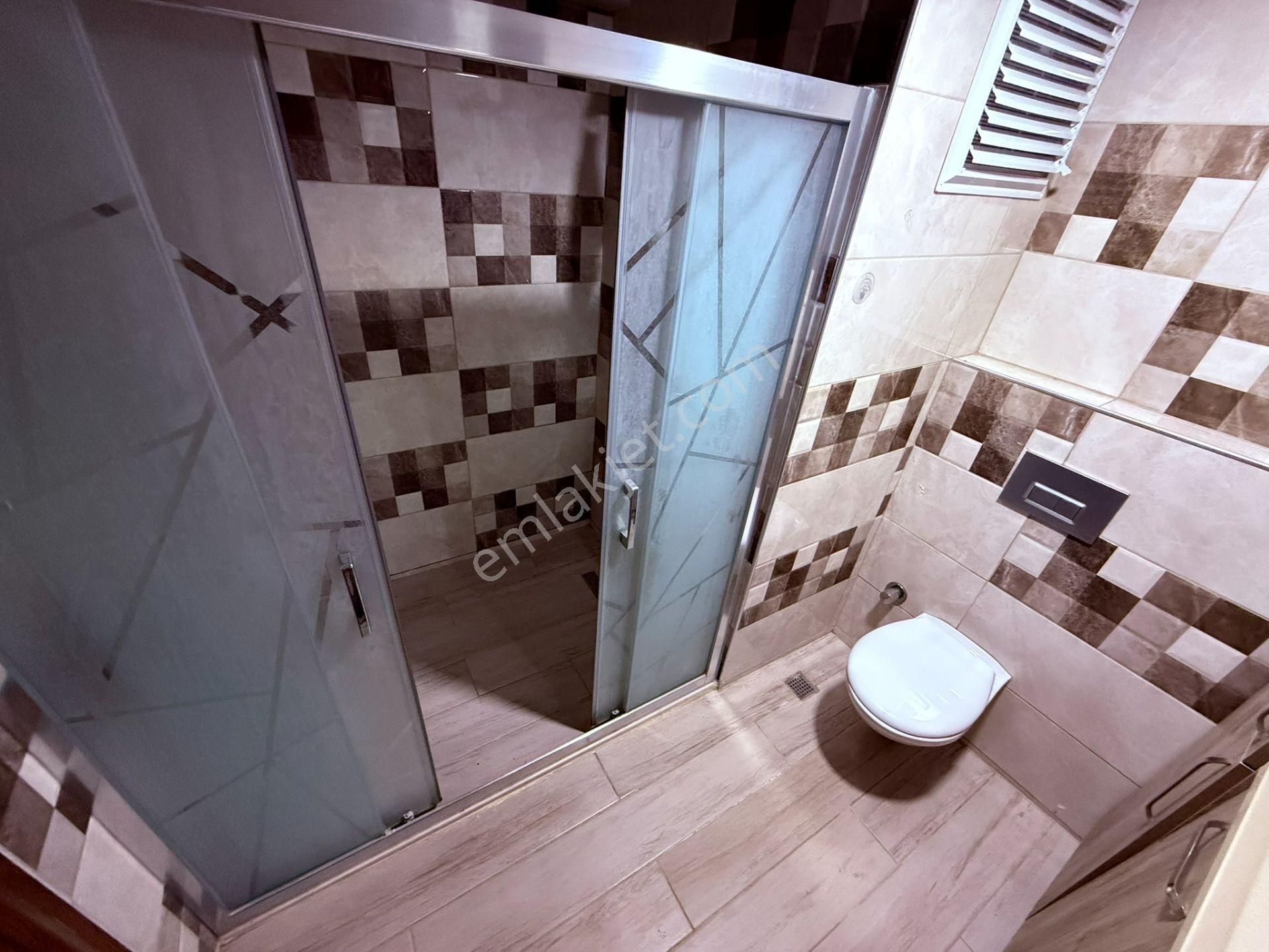 Kuşadasında Satılık 3+1 Yüksek Giriş Bakımlı Daire - Görsel 14