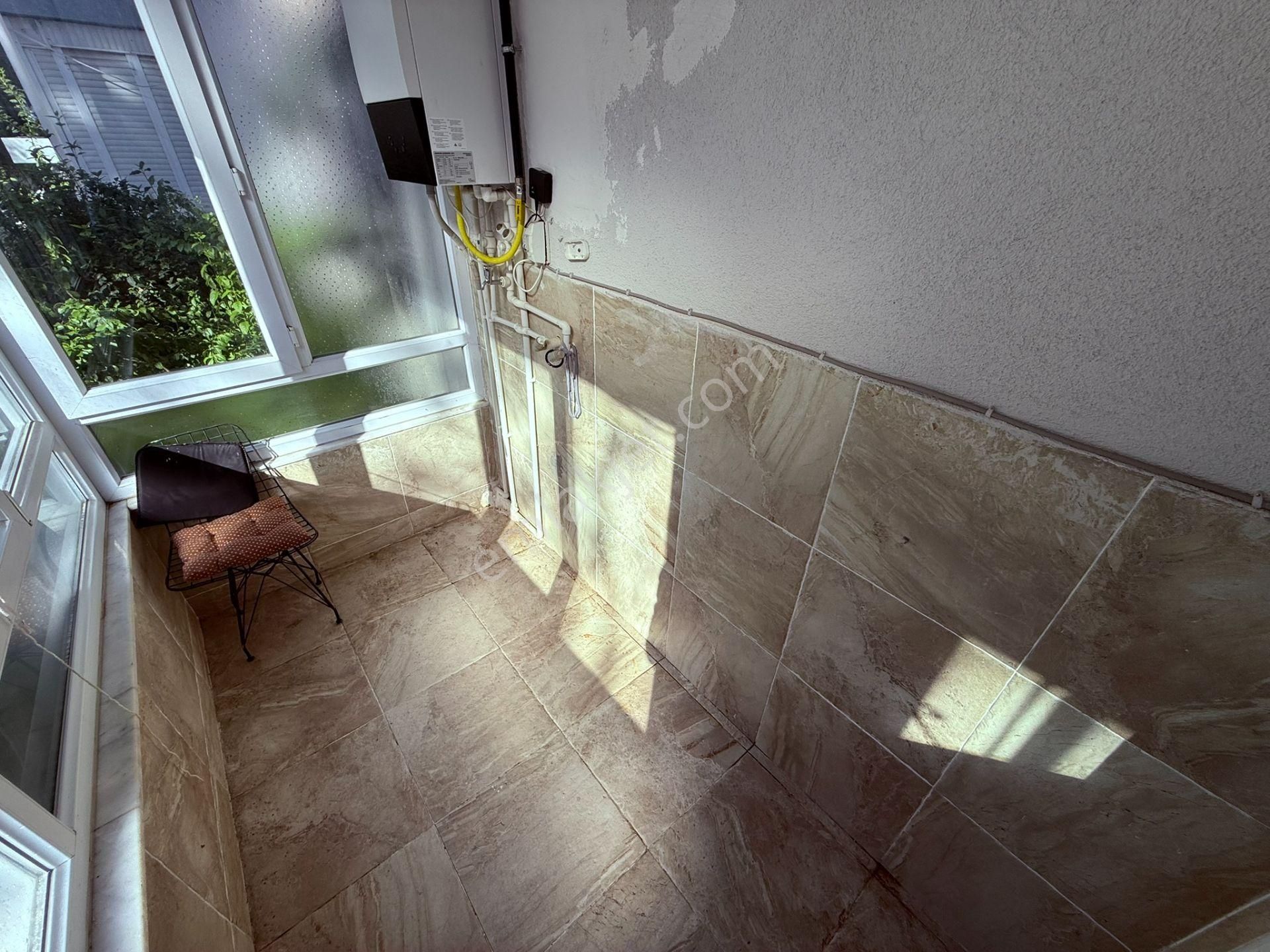 Kuşadasında Satılık 3+1 Yüksek Giriş Bakımlı Daire - Görsel 9