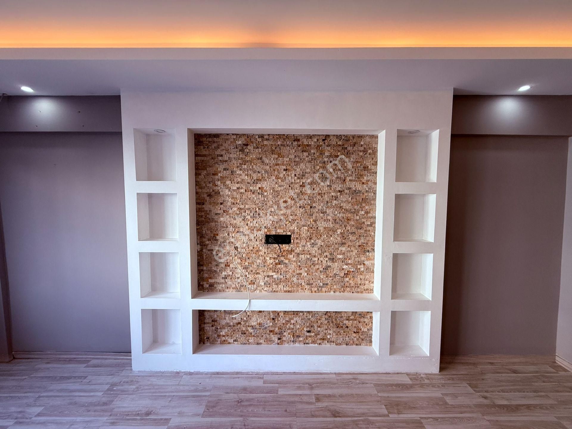 Kuşadasında Satılık 3+1 Yüksek Giriş Bakımlı Daire - Görsel 4