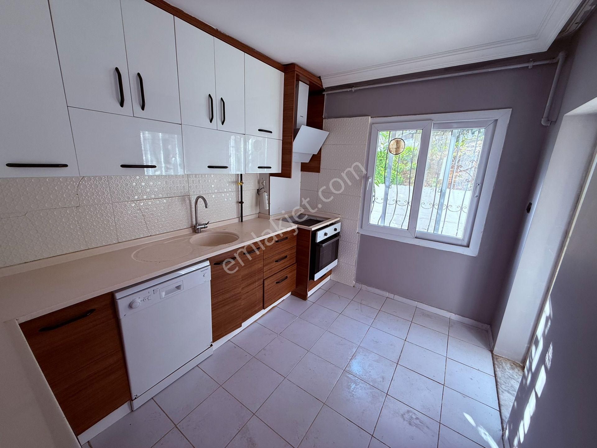 Kuşadasında Satılık 3+1 Yüksek Giriş Bakımlı Daire - Görsel 6