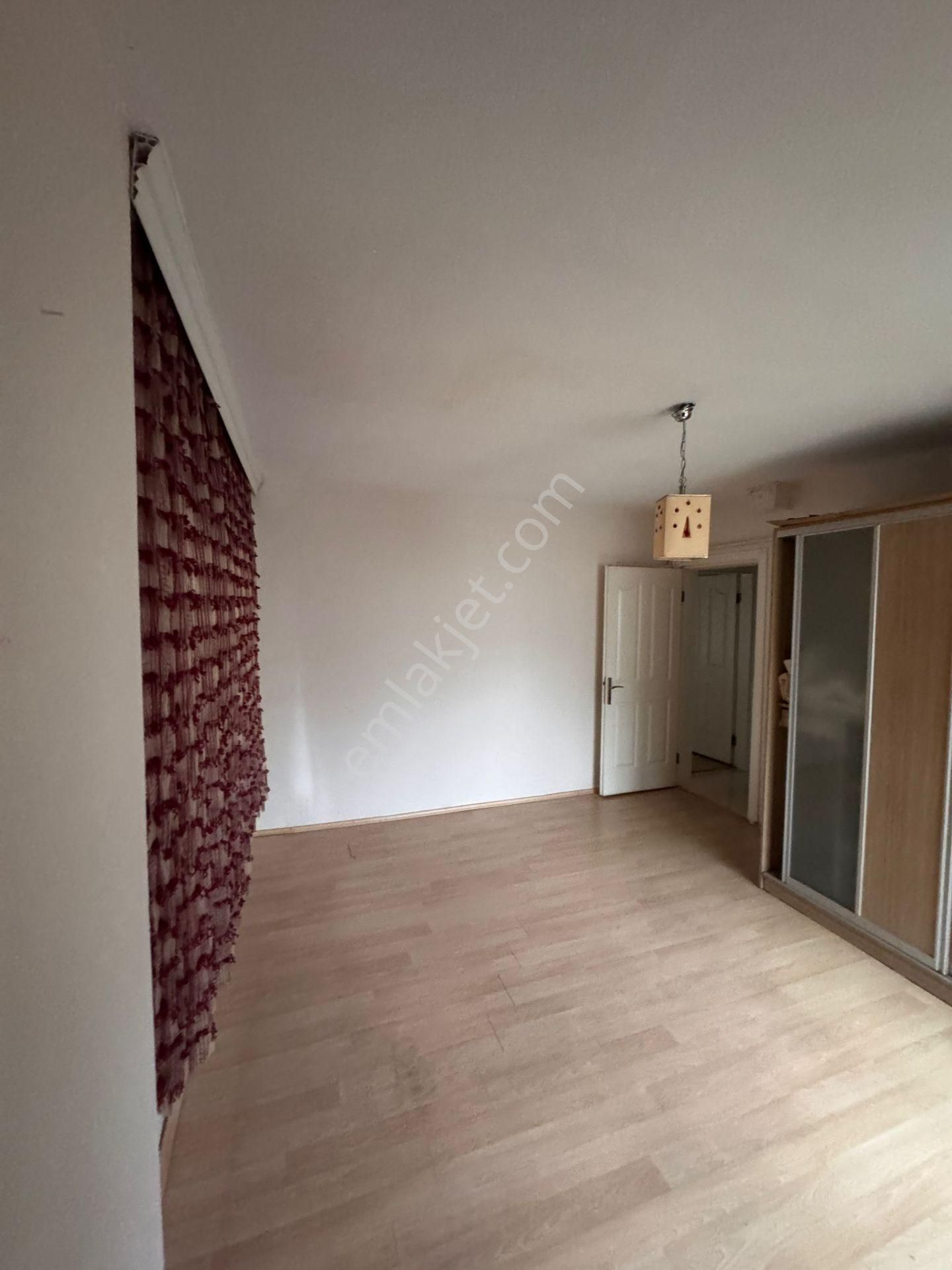 Çekirge Meydanına Yakın Giriş Kat 4+1 Kiralık Daire - Görsel 2