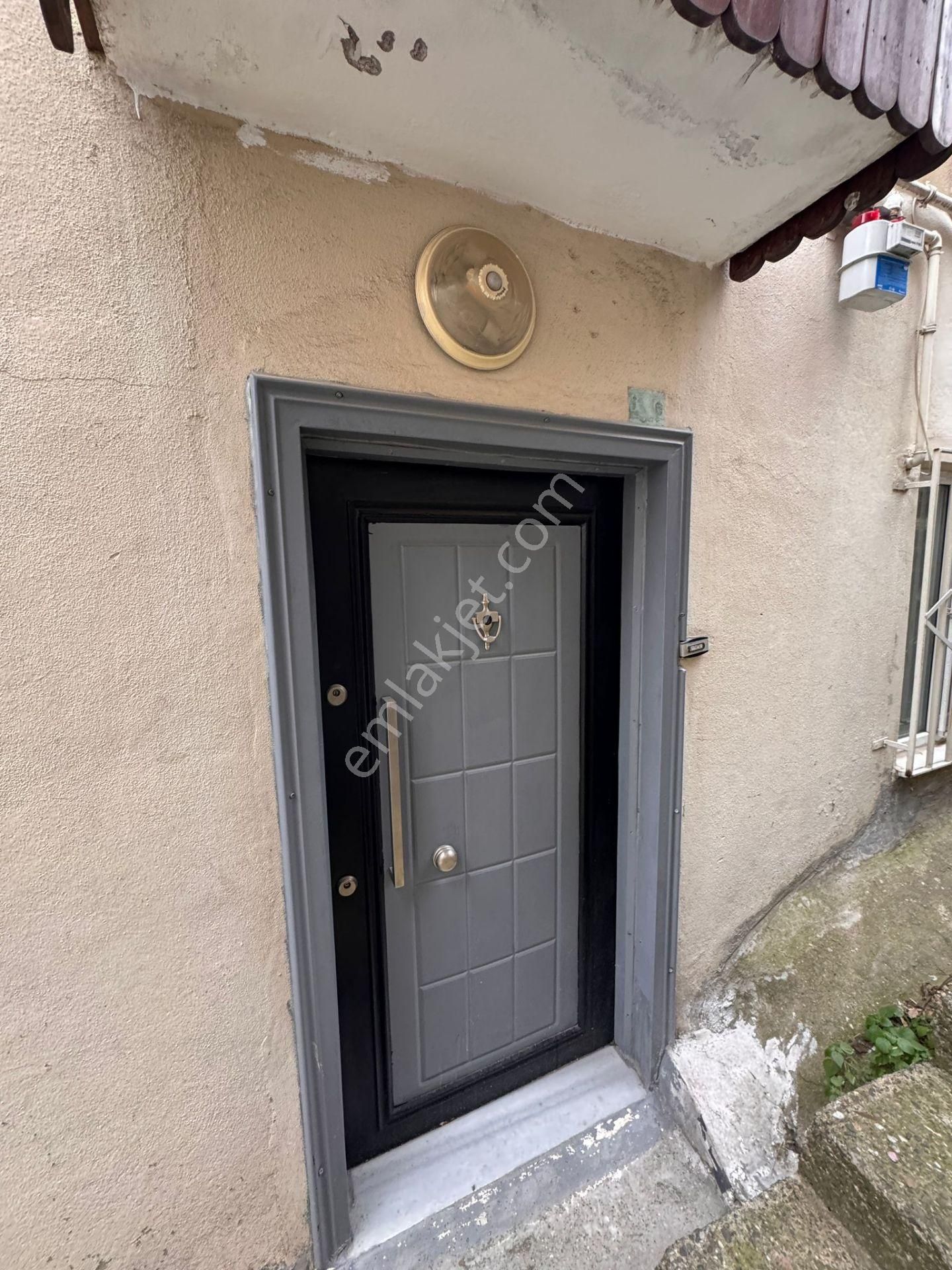 Çekirge Meydanına Yakın Giriş Kat 4+1 Kiralık Daire