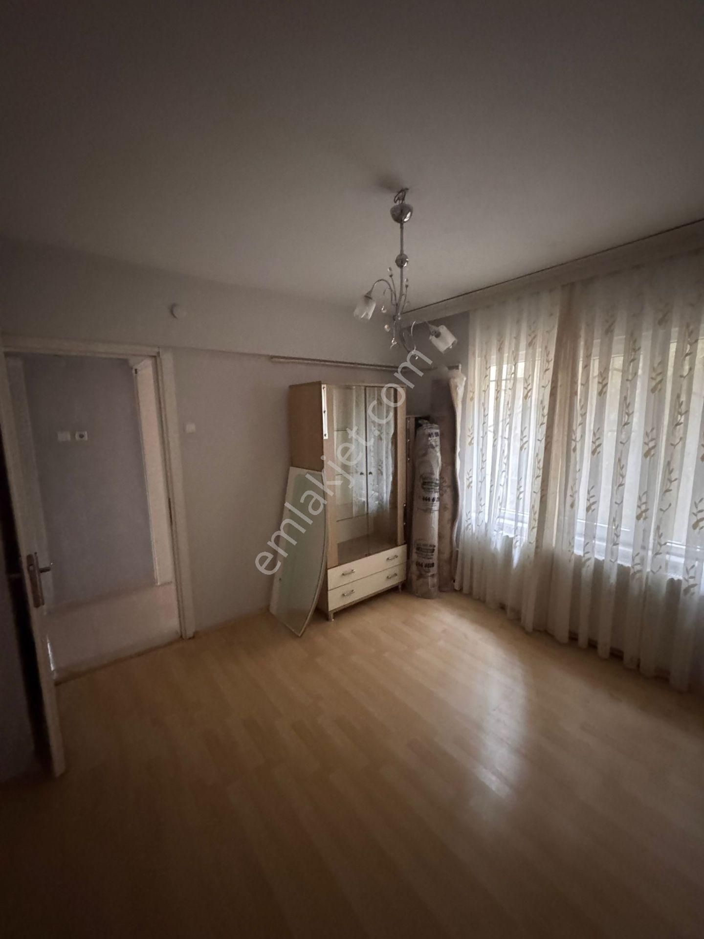 Çekirge Meydanına Yakın Giriş Kat 4+1 Kiralık Daire - Görsel 6