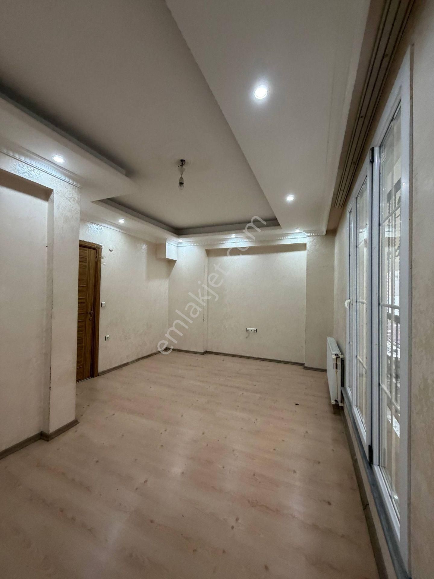 Esenyurt Üçevler Mahallesi 1+1 Kiralık Daire Yüksek Giriş Kapalı Mutfak Meydana Yürüme Mesafesinde - Görsel 8