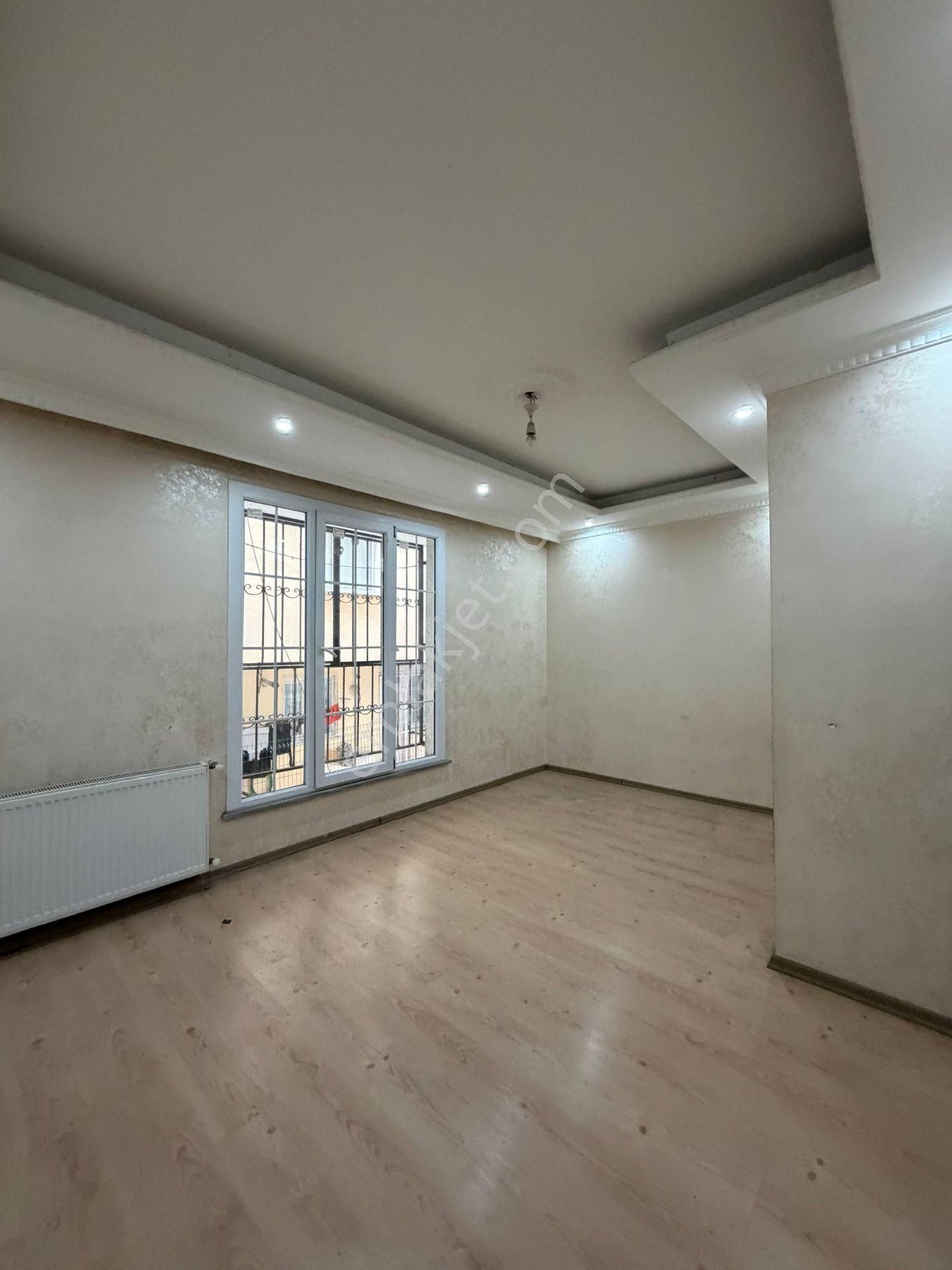 Esenyurt Üçevler Mahallesi 1+1 Kiralık Daire Yüksek Giriş Kapalı Mutfak Meydana Yürüme Mesafesinde - Görsel 7