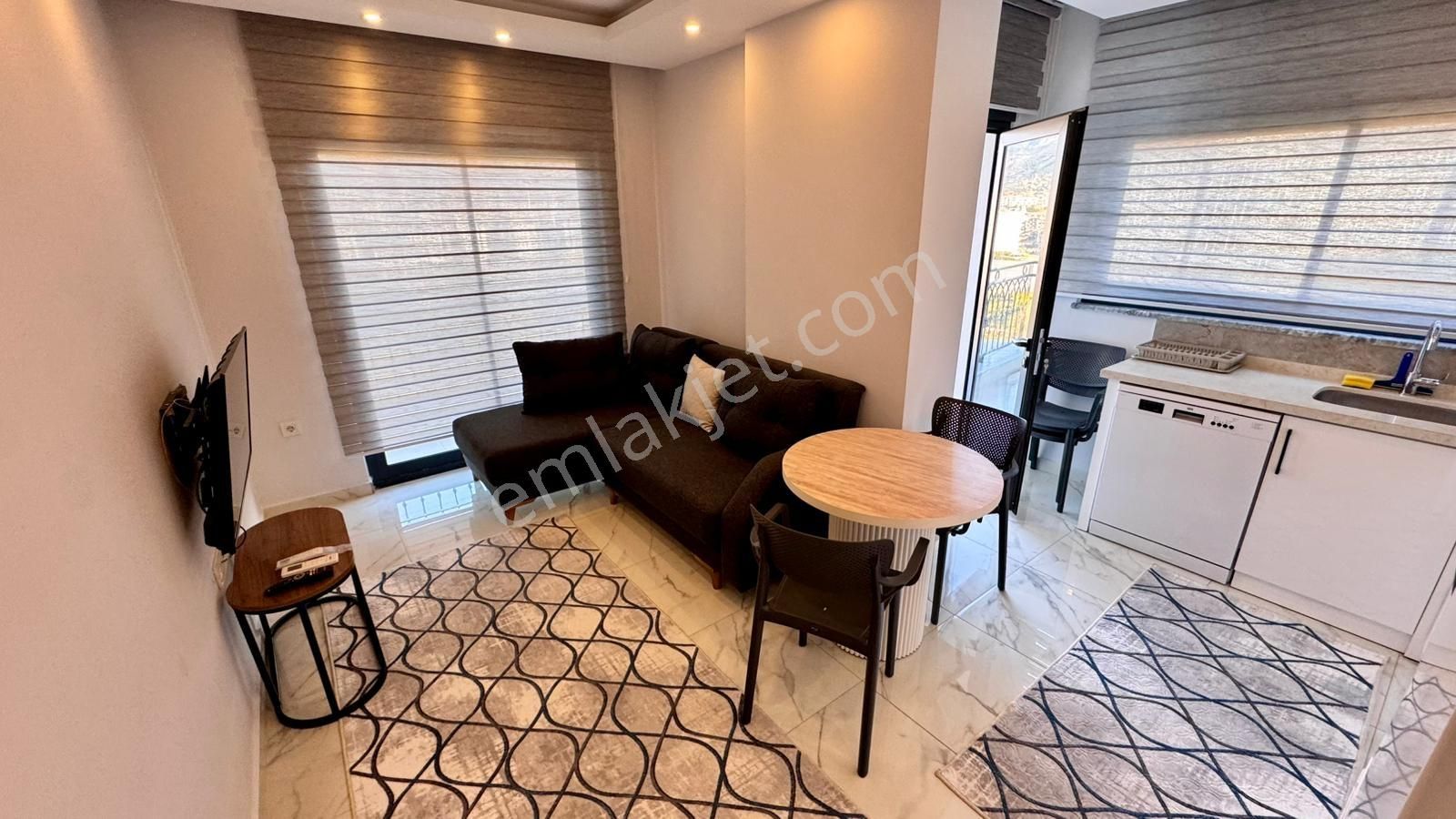 Alanya / Tosmur Mahallesinde Kiralık 1+1 Daire - Görsel 6