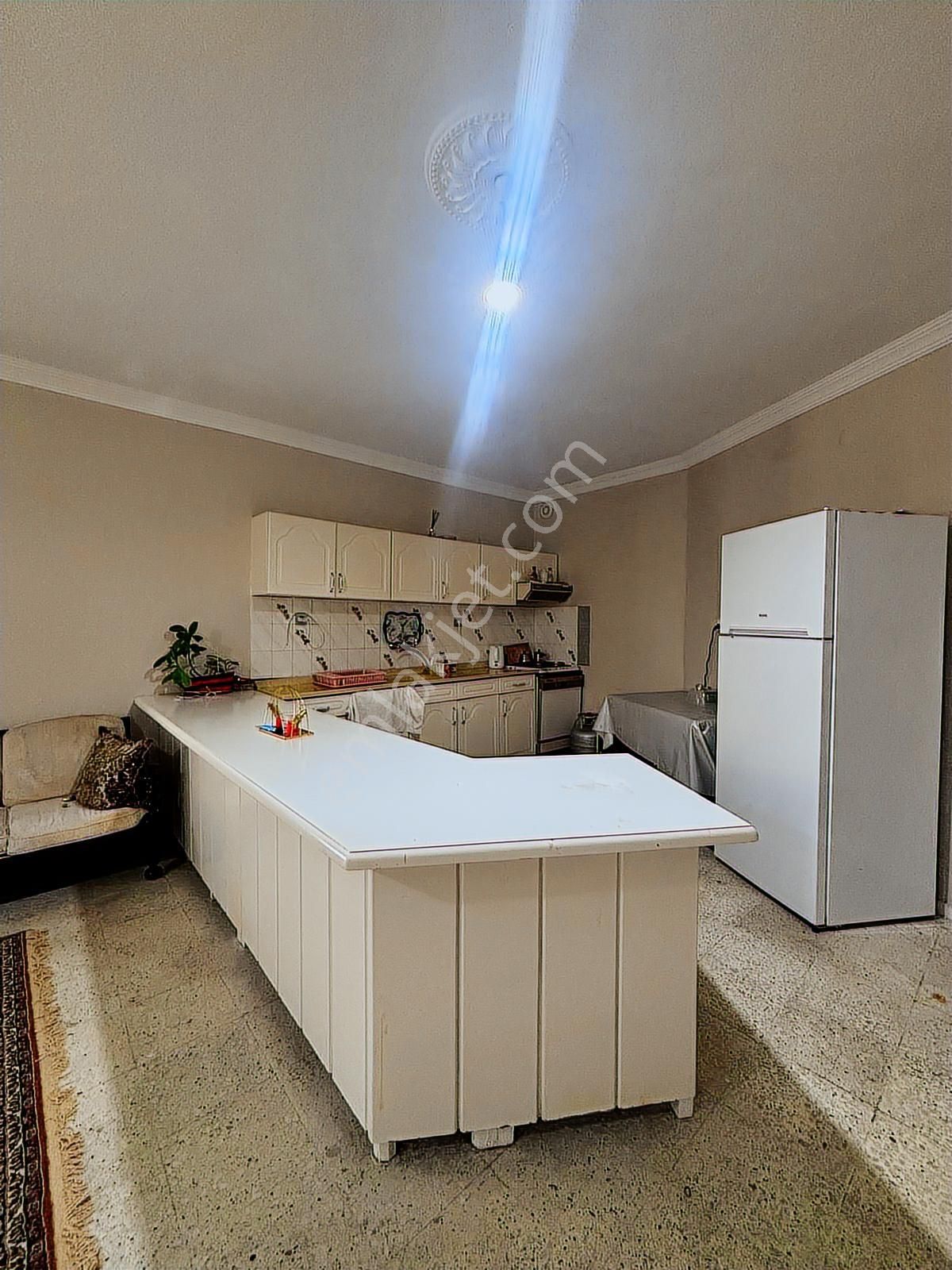 Soli'de Deniz'e Sıfır Eşyalı Kiralık Daire . - Görsel 12