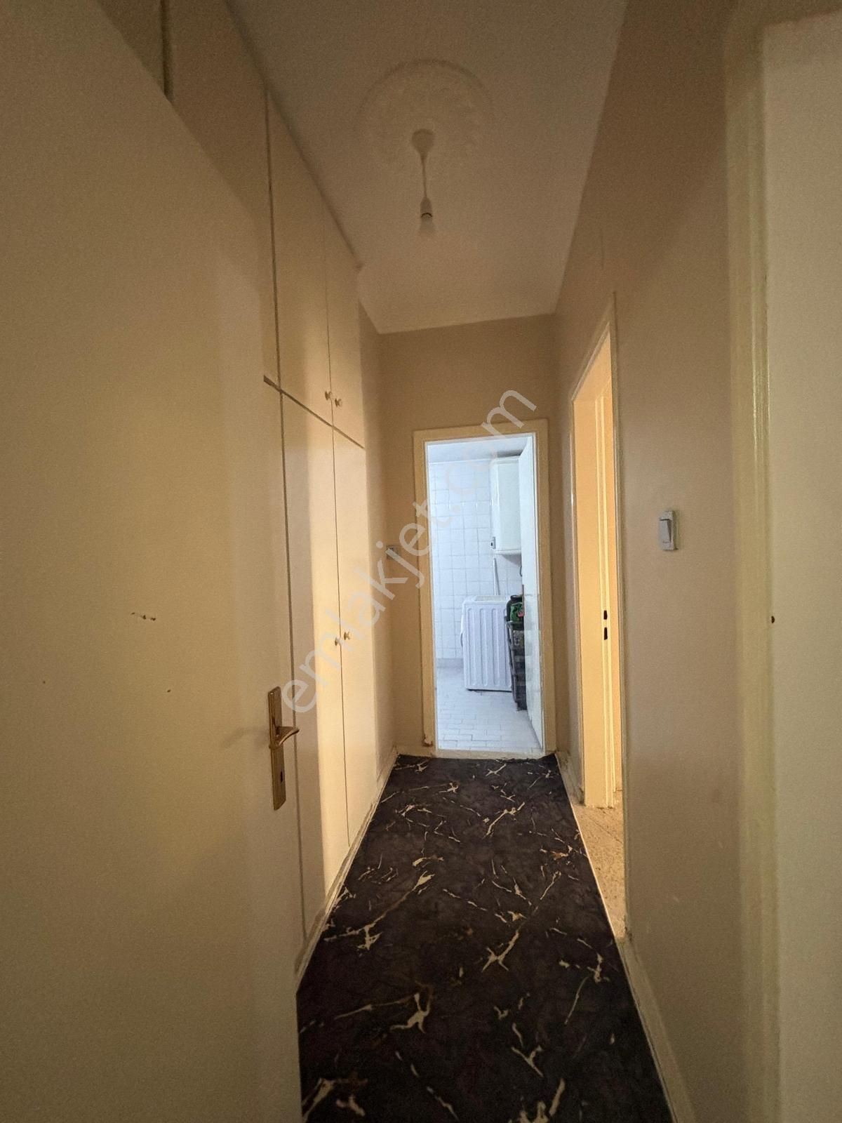 Soli'de Deniz'e Sıfır Eşyalı Kiralık Daire . - Görsel 32